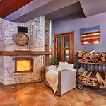 Krakonos By Interhome *