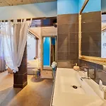 Krakonos By Interhome シャレー Mladé Buky